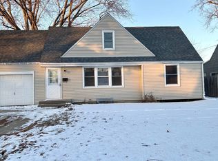 206 Hosmer St, Loves Park, IL 61111