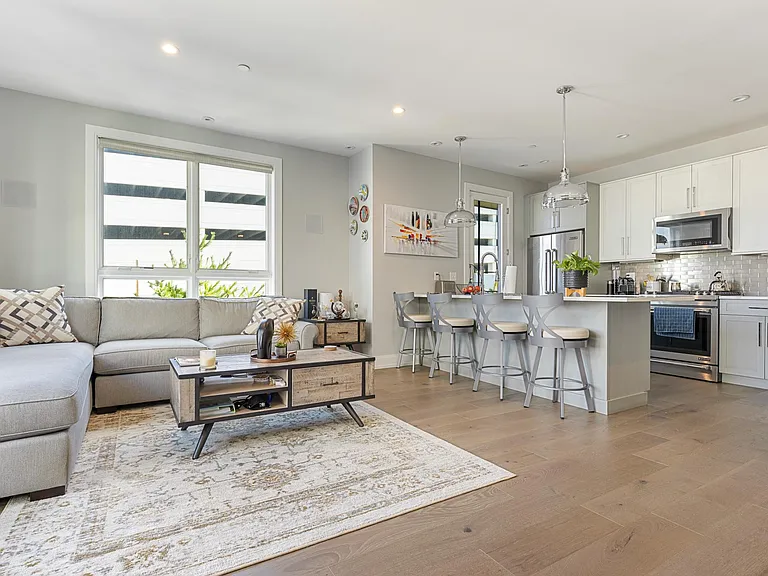 7 Baker Ct — Photo 4