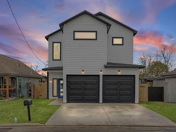 1006 4th St, Lockhart, TX 78644