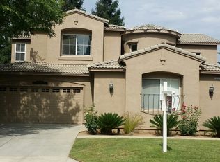 9557 N Garden Ave, Fresno, CA 93720