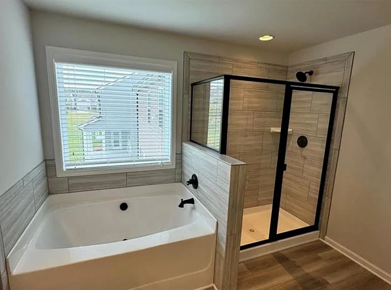 3762 Dover Run Ln — Photo 15