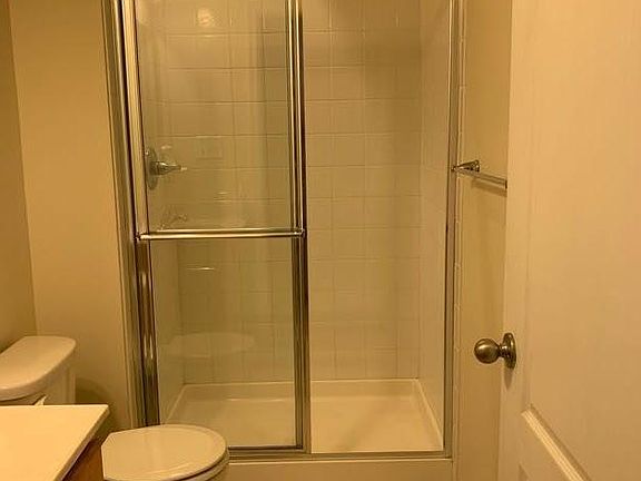 Full Bathroom on 1st floor