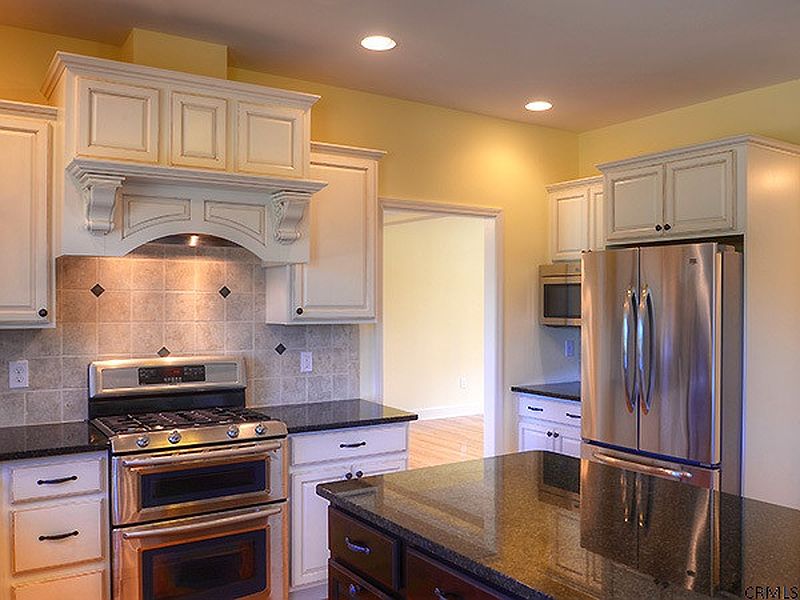 3rd image of 50 WALDEN Circle