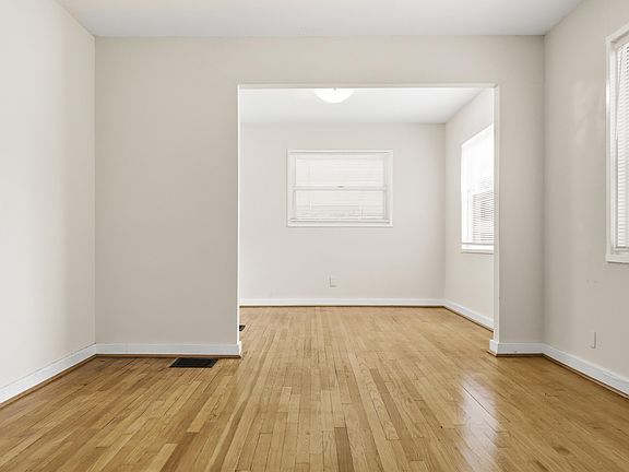 5th image of 1166 Cresthill Rd