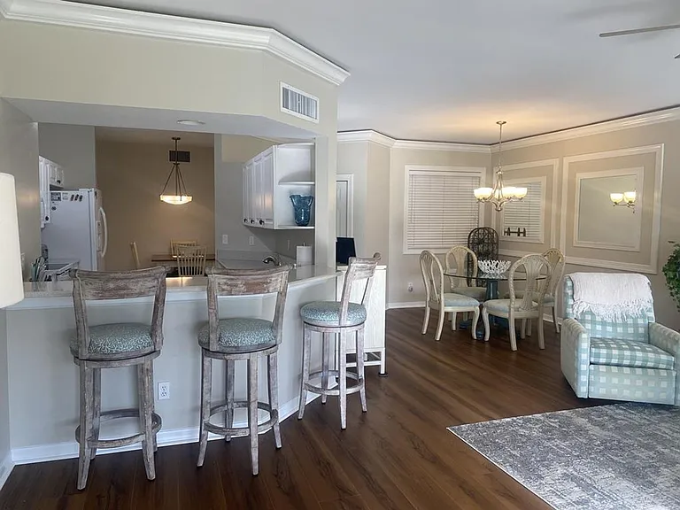 295 Waterside Cir #102 — Photo 7