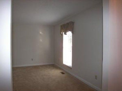 3rd image of 10029 Cheltenham Dr