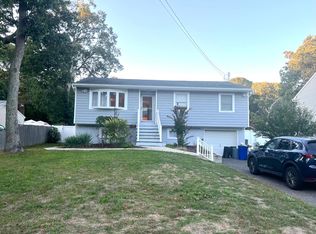 55 Nelson Rd, Selden, NY 11784