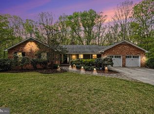 7 River Bluffs Dr, Fredericksburg, VA 22407