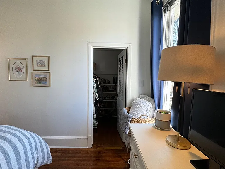 402 Cutler St — Photo 9