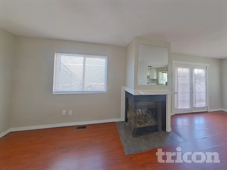 617 19th St SW — Photo 2