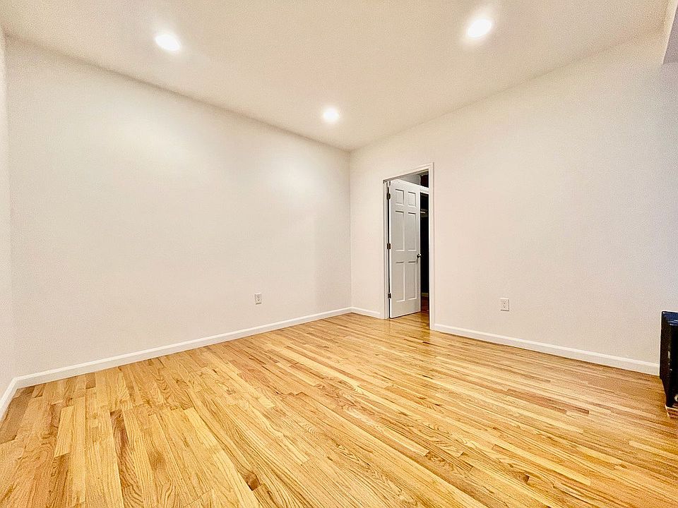 1st image of 299 E 8th St APT 8