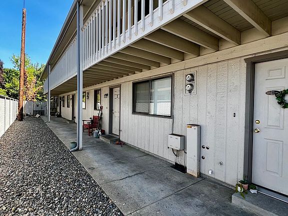 4th image of 1215 S 16th Ave #7