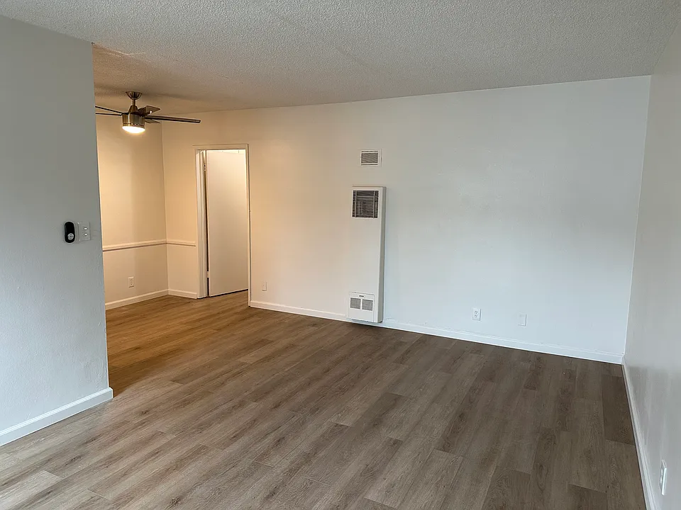 2320 Glendale Blvd #10