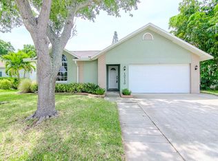 10730 Oakhaven Dr, Pinellas Park, FL 33782