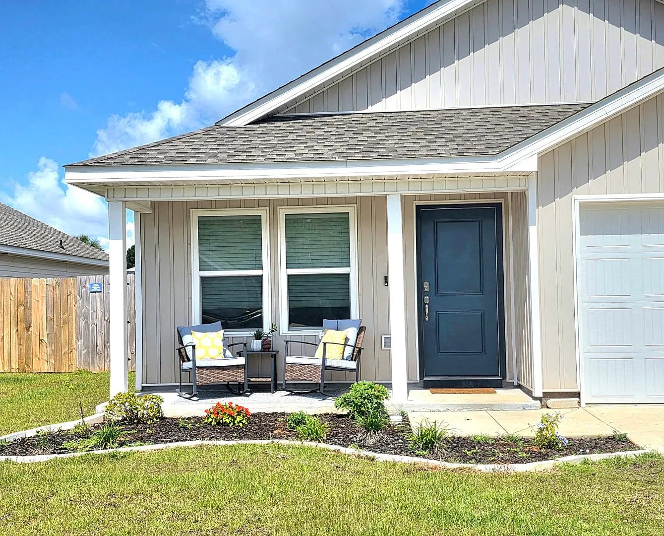 Newer 3BR/2BA with Fenced Yard Near NAS & Gulf Coast Beaches — Photo 2