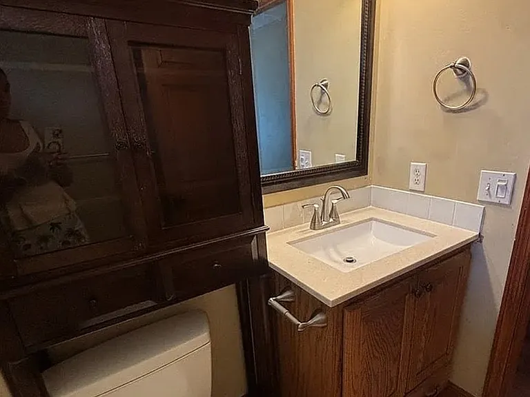 4701 Deerfield Dr — Photo 8