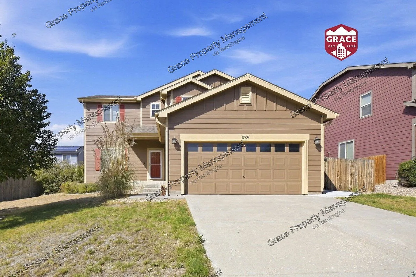 5 bed, 2.5 bath, 3619 sqft, $4,275 — Photo 1