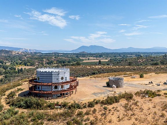 2nd image of 4605 Scotts Valley Road