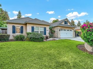 1915 N Peppertree Street, Visalia, CA 93291