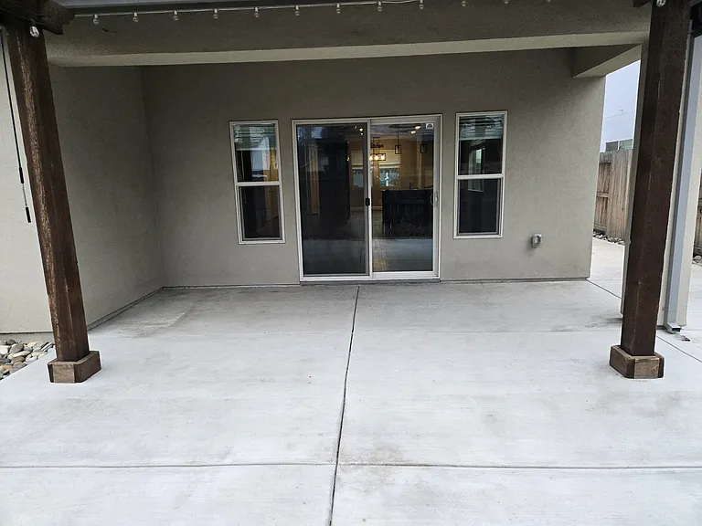 1374 Westgate Dr — Photo 22
