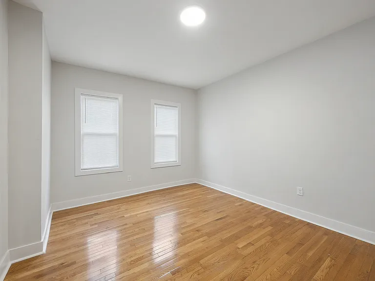 254 W Zeralda St — Photo 14