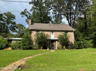 1710 Hillview Dr, Jackson, MS 39211