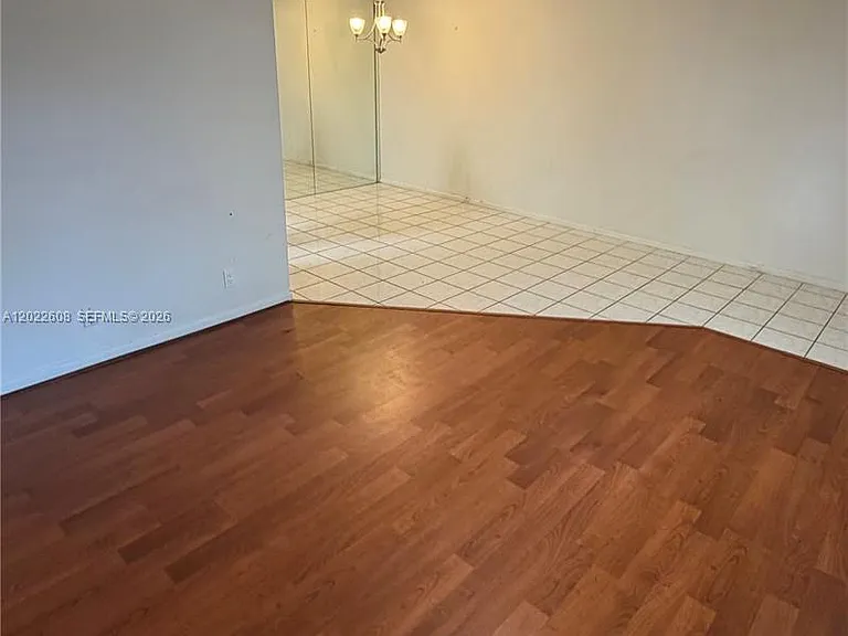 200 SW 132nd Way #309L — Photo 4