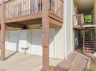 22238 River Walk Rd, Rocky River, OH 44116
