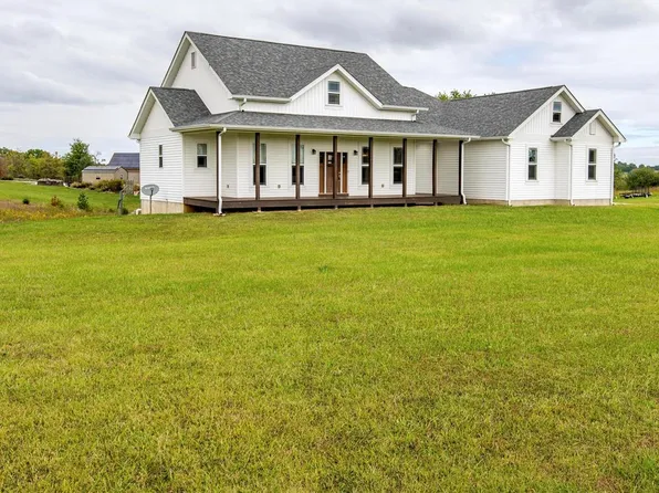 101 Lauren Grace Ct, Elsberry, MO 63343
