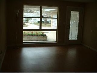 5th image of 2440 Heritage Dr