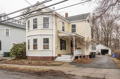 4th image of 55 Marlboro St