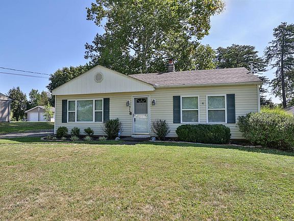 2nd image of 9704 Northfield Ln