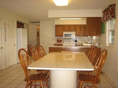 3rd image of 5350 Burgundy Pl
