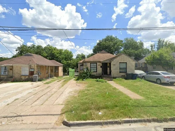 2906 W 9th St, Dallas, TX 75211