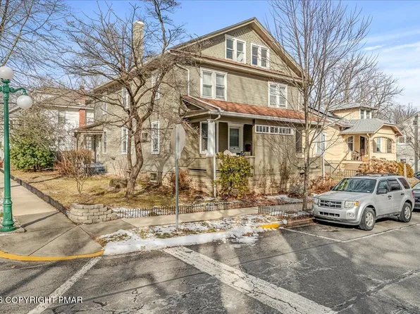 136 Saint George St, Lewisburg, PA 17837