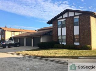 2241 Windsor Ln, Country Club Hills, IL