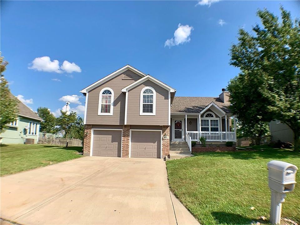 1st image of 609 SW Lakeview Dr
