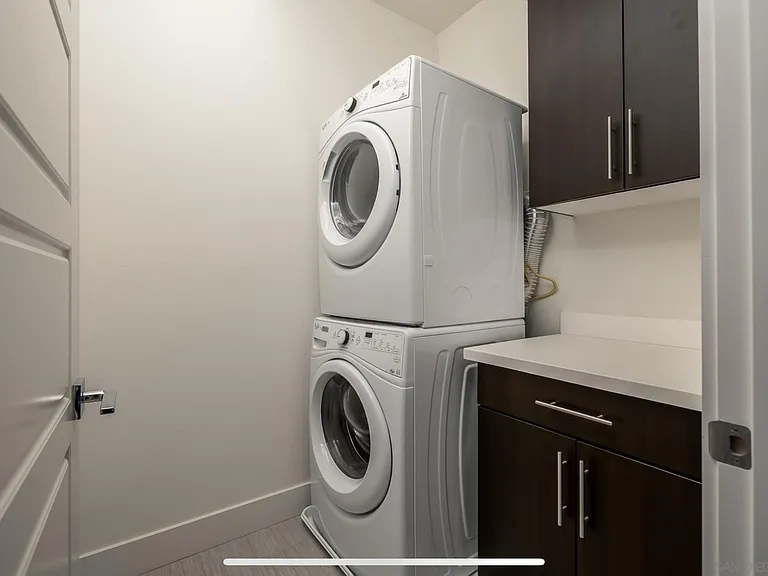 2460 Aperture Cir — Photo 14