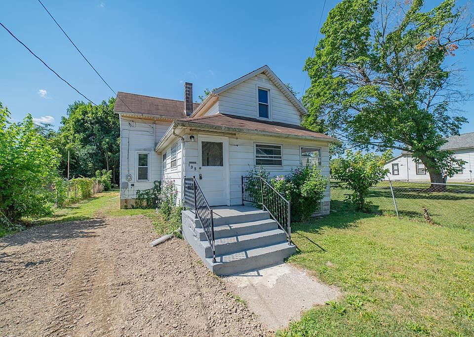 1st image of 135 Vale Ave