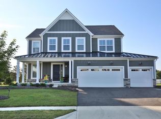 5626 Landgate Dr, Powell, OH 43065