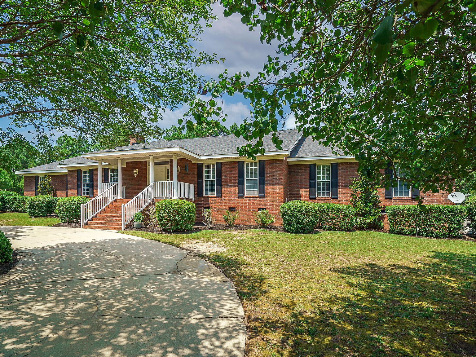 5 Cathy Cir Warrenville SC 29851 Zillow   Cadc1c6828e24c6a3e3d3075cad17798 Cc Ft 1536 