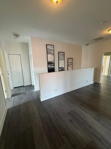 1033 Grove Park Cir Photo 1
