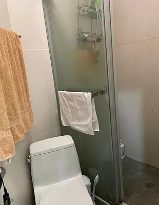 Rented by Olympic CIty Real Estate | media 8