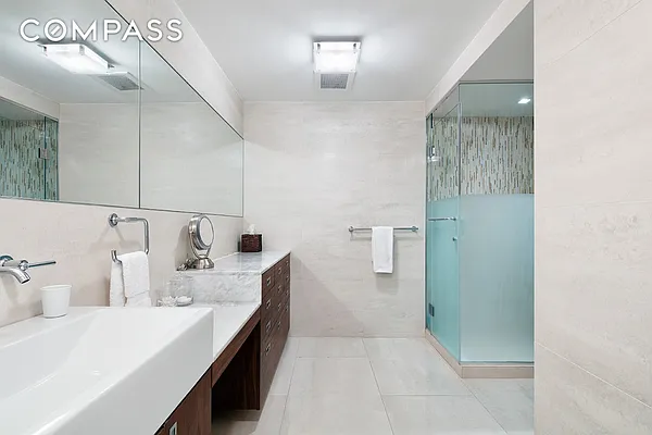 Sold by Compass | media 6