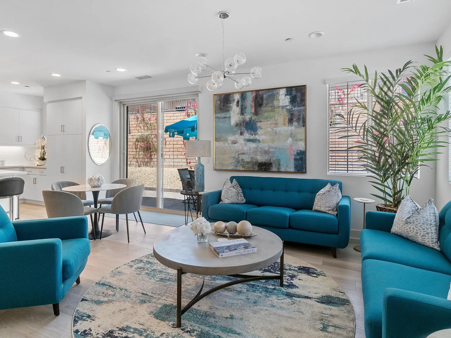 2 bed, 1200 sqft, $4,000 — Photo 4