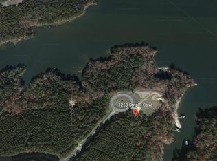 1258 Striper Cv, Tignall, GA 30668