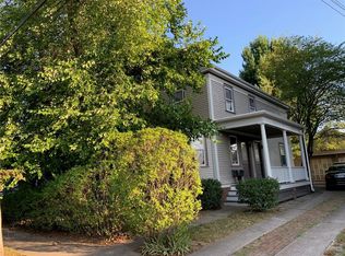 217 4th St, Providence, RI 02906