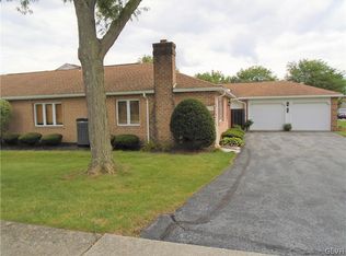 5770 Tavistock Ln, Macungie, PA 18062