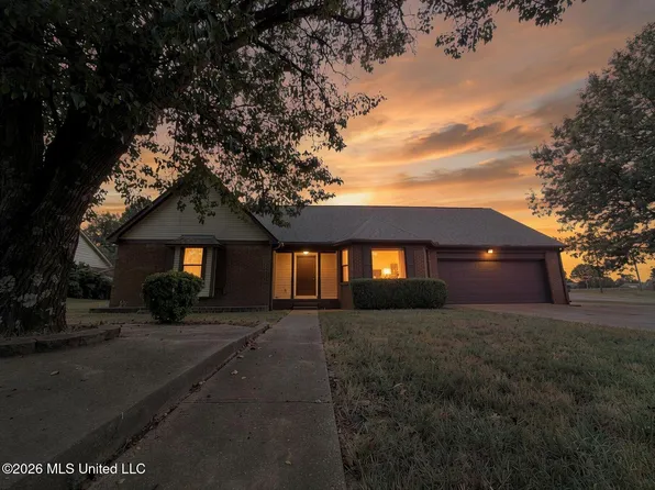 7211 Grove Park Rd, Olive Branch, MS 38654