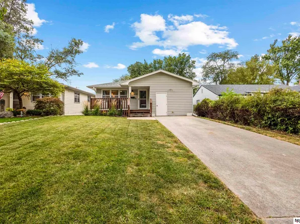 6123 Lafayette Ave, Omaha, NE 68132